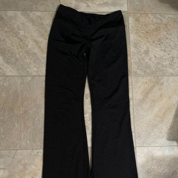 AVIVA SPORTS SIZE SMALL - Picture 1 of 3
